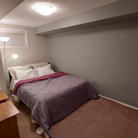 Lovely 1-Bedroom Basement Suite Виннипег Экстерьер фото
